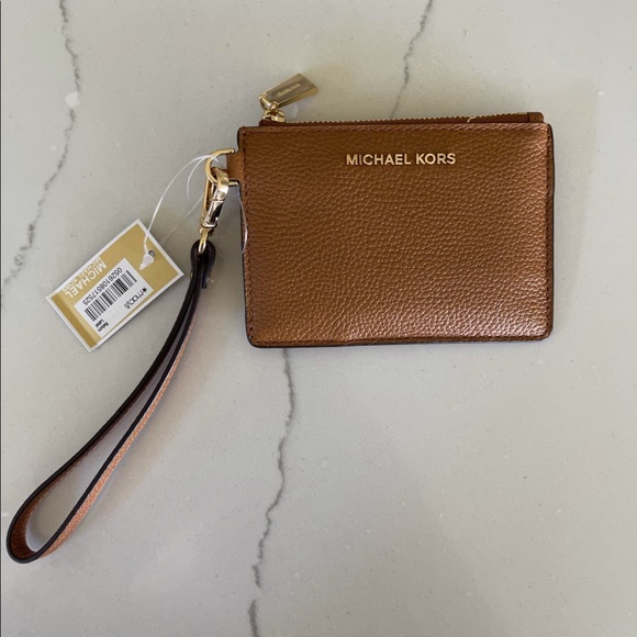 MICHAEL Michael Kors Handbags - NWT Michael Kors Brown Jet Set Leather Wristlet